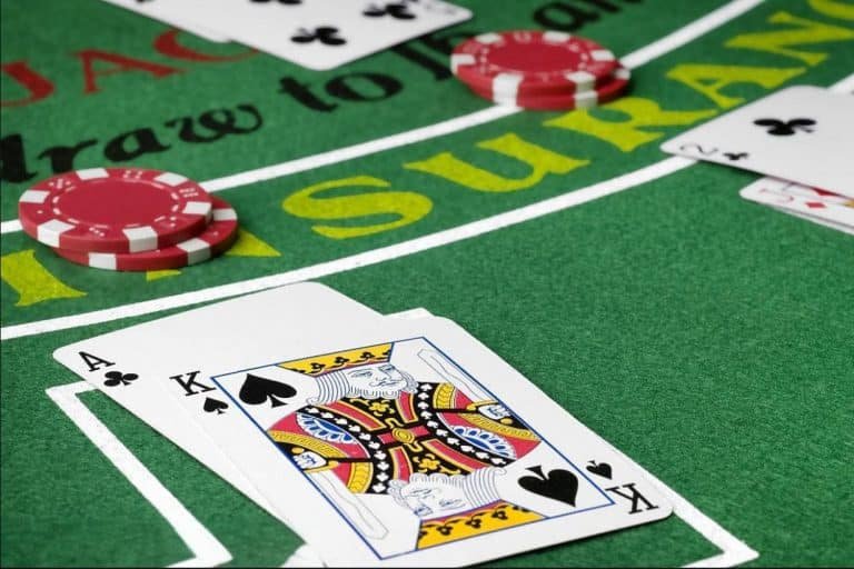 Feature cards on 2299 bdt showing football guide clarity and privacy awareness